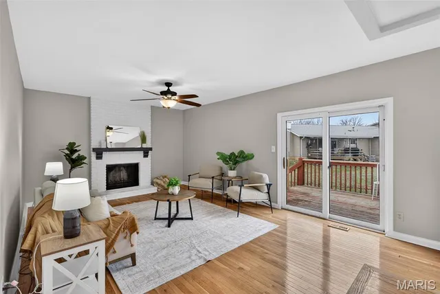 $284,900 | 4 Sunnydays Court, St. Charles, MO 63303