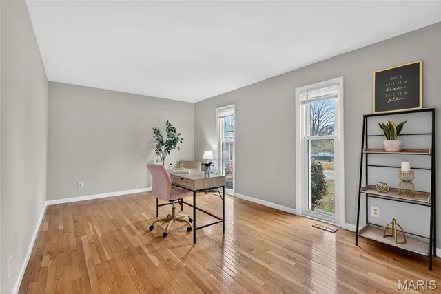 $284,900 | 4 Sunnydays Court, St. Charles, MO 63303