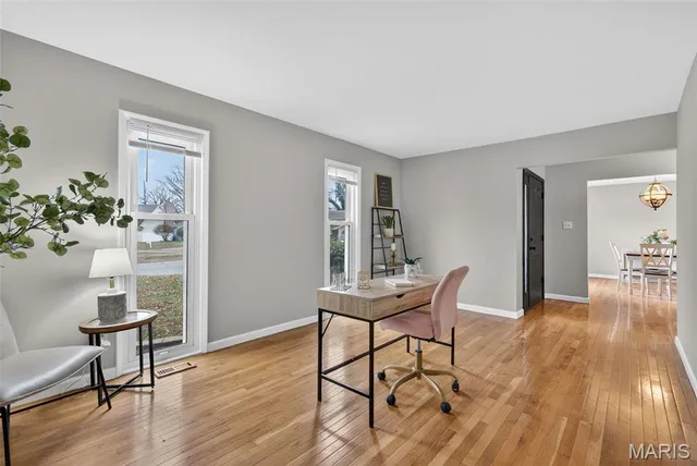 $284,900 | 4 Sunnydays Court, St. Charles, MO 63303