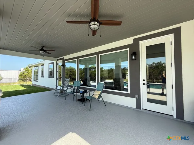 $609,000 | 242 Flanders, Fischer, TX 78623