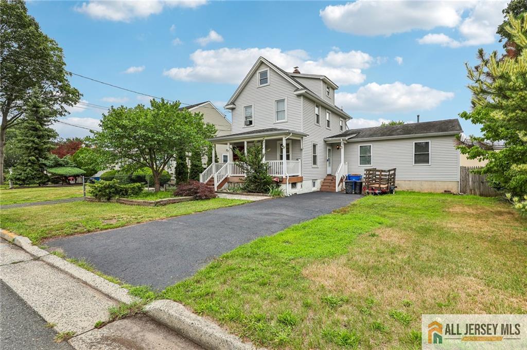 328 Runyon Avenue Middlesex, NJ 08846 - Photo 1 of 5