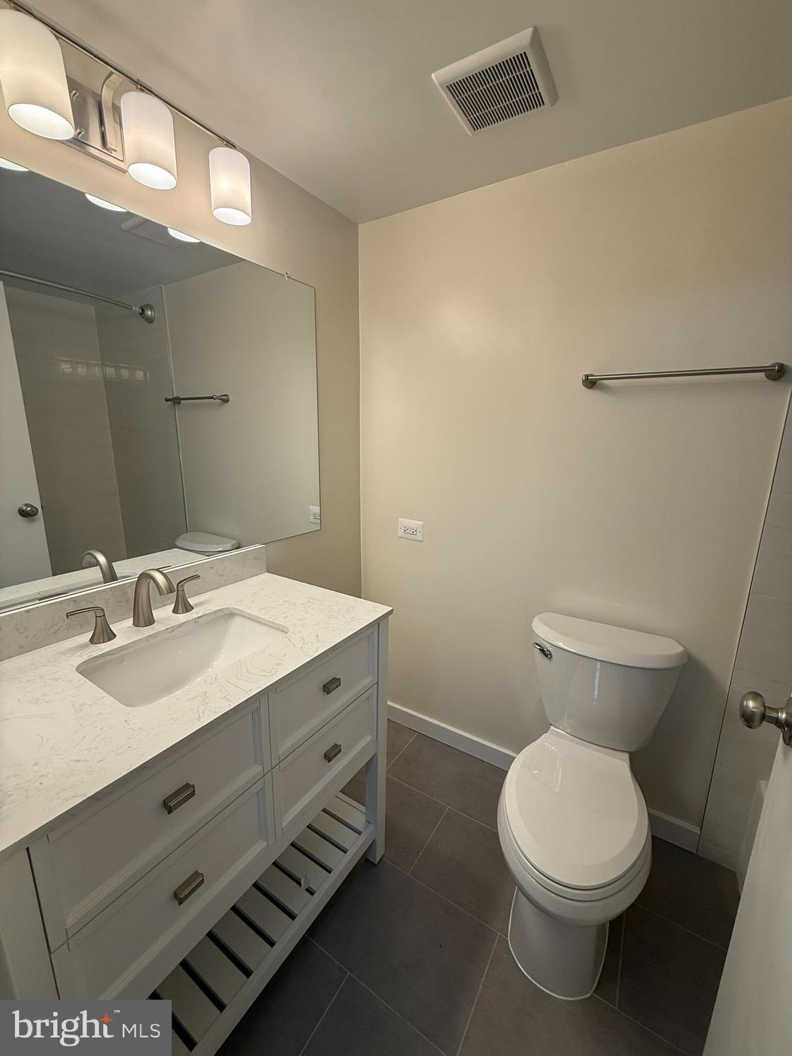 1530 Key Boulevard, Unit 201 Arlington, VA 22209 - Photo 13 of 32