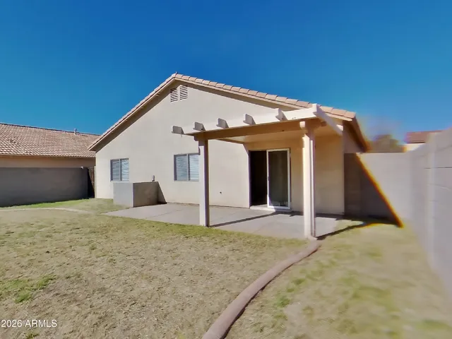 $1,699 | 2097 East Paso Fino Drive, San Tan Valley, AZ 85140