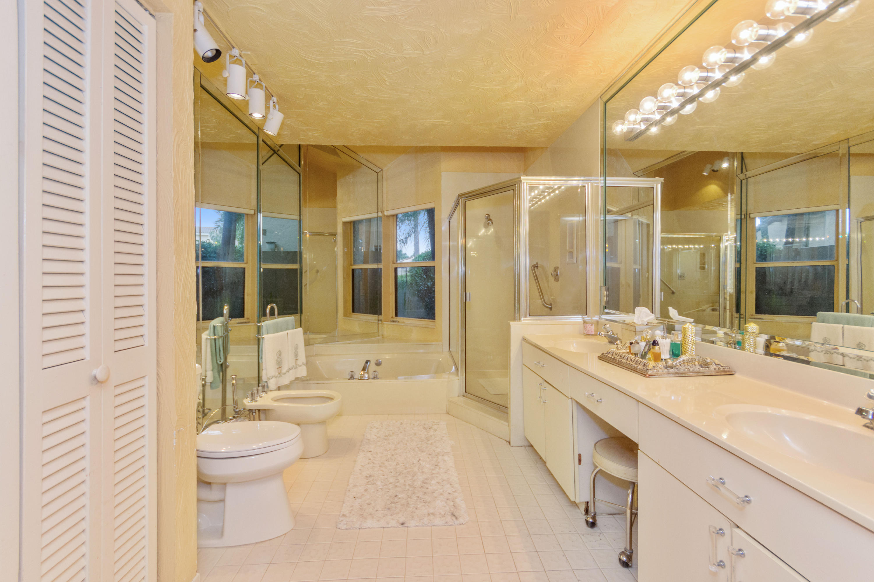 19539 Bay View Road Boca Raton, FL 33434 - Photo 19 of 34 Master Bath