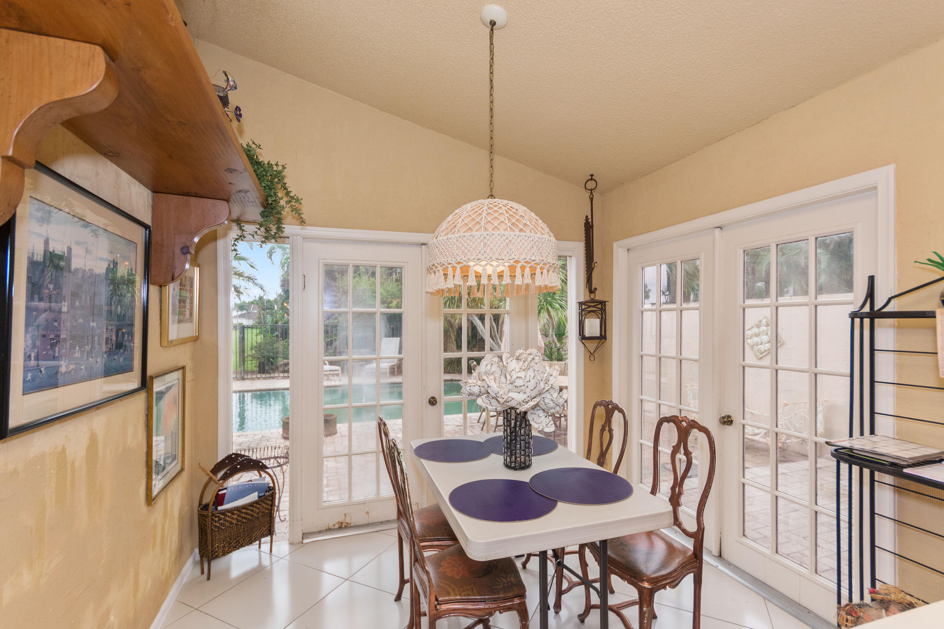 19539 Bay View Road Boca Raton, FL 33434 - Photo 9 of 34 Breakfast Nook
