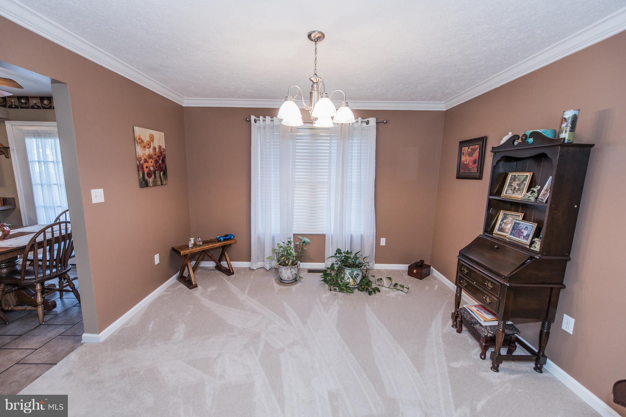 188 Thumper Drive Ranson, WV 25438 - Photo 11 of 30 Dining Room