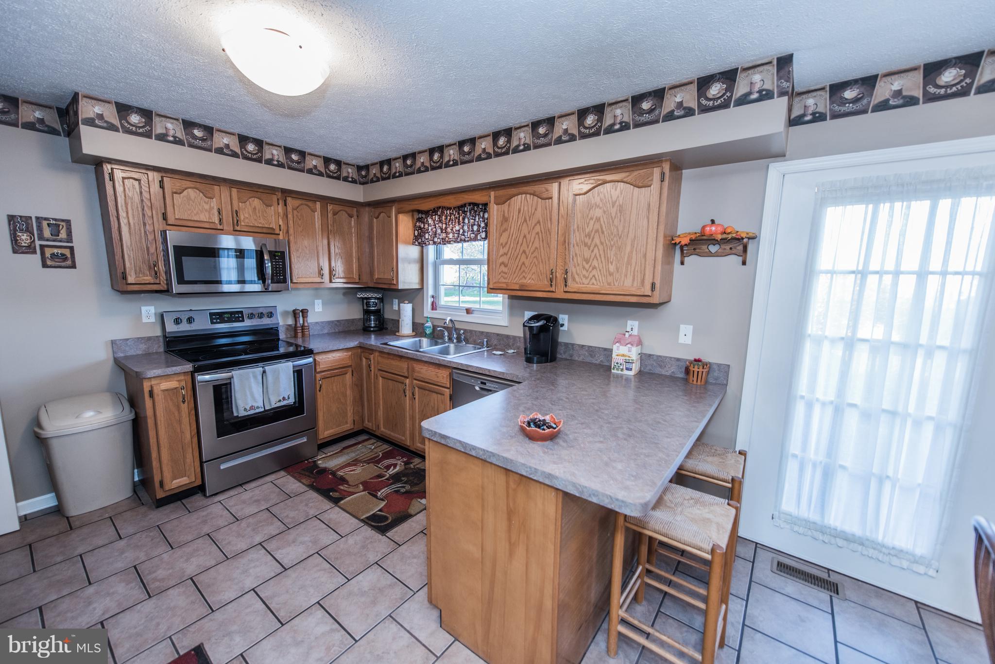 188 Thumper Drive Ranson, WV 25438 - Photo 14 of 30 Kitchen