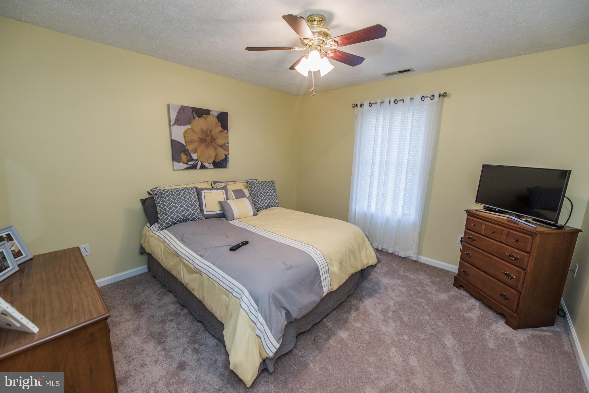 188 Thumper Drive Ranson, WV 25438 - Photo 23 of 30 Bedroom