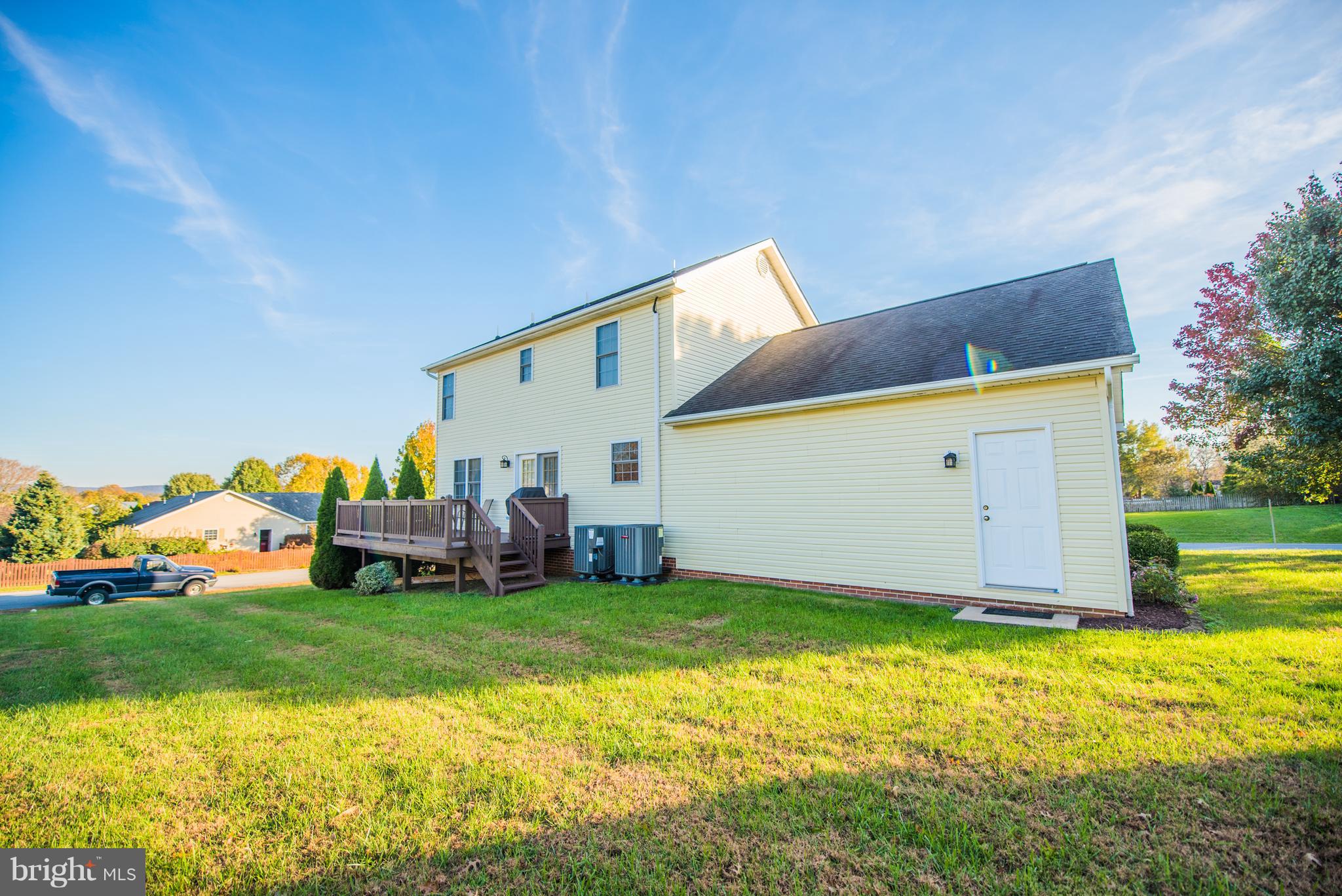 188 Thumper Drive Ranson, WV 25438 - Photo 5 of 30 Exterior (Rear)