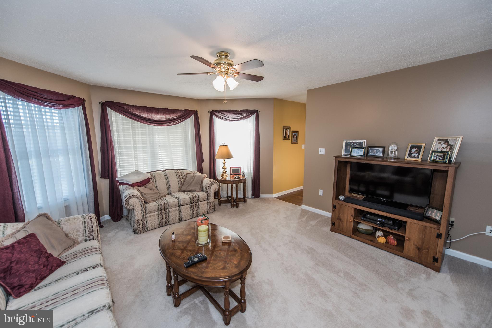 188 Thumper Drive Ranson, WV 25438 - Photo 10 of 30 Family Room