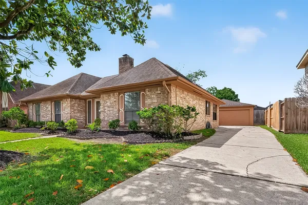 $2,200 | 10031 Sagemill Drive, Houston, TX 77089