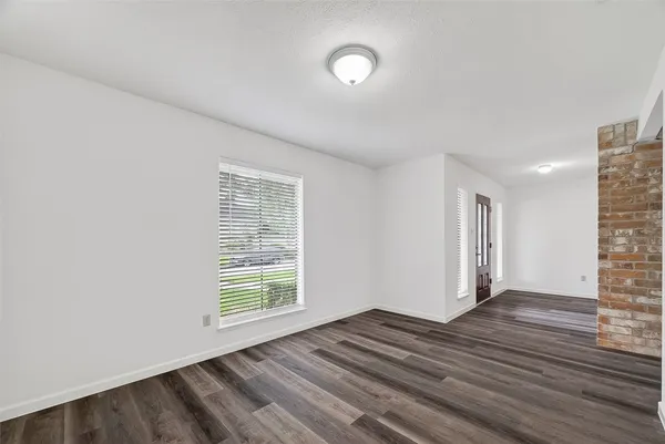 $2,200 | 10031 Sagemill Drive, Houston, TX 77089