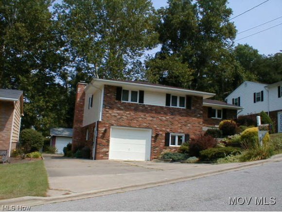 1407 17th Street Vienna, WV 26105 - Photo 1 of 1