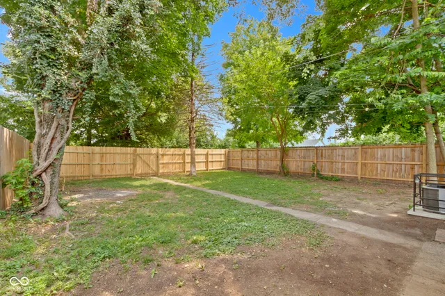 $195,000 | 3923 Winthrop Avenue, Indianapolis, IN 46205