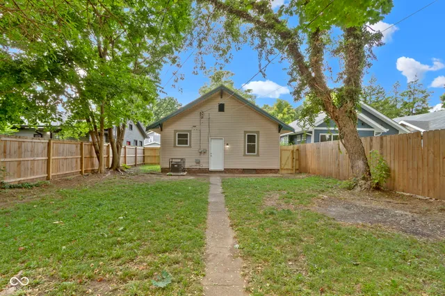 $195,000 | 3923 Winthrop Avenue, Indianapolis, IN 46205