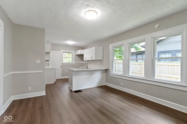 $195,000 | 3923 Winthrop Avenue, Indianapolis, IN 46205