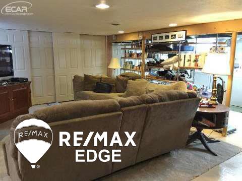 4163 Richfield Road Flint, MI 48506 - Photo 18 of 27 20431647-17.JPG
