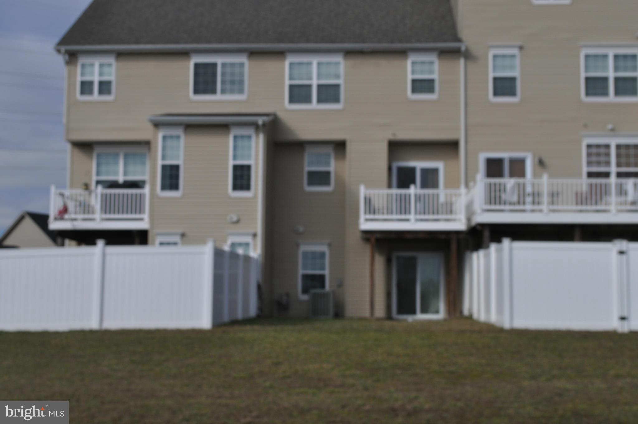 138 Backstretch Way Prince Frederick, MD 20678 - Photo 28 of 30 Exterior (Rear)