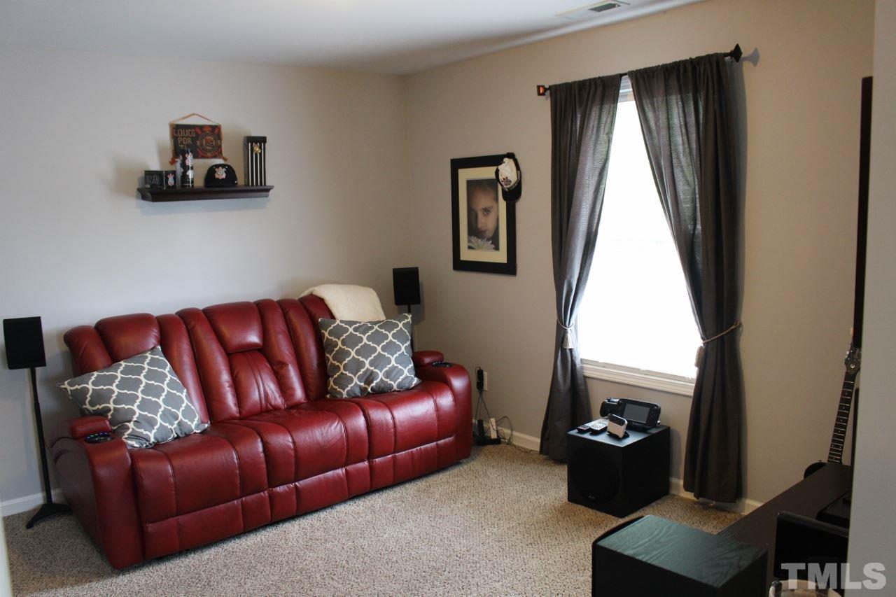303 Inkster Cove Raleigh, NC 27603 - Photo 12 of 22