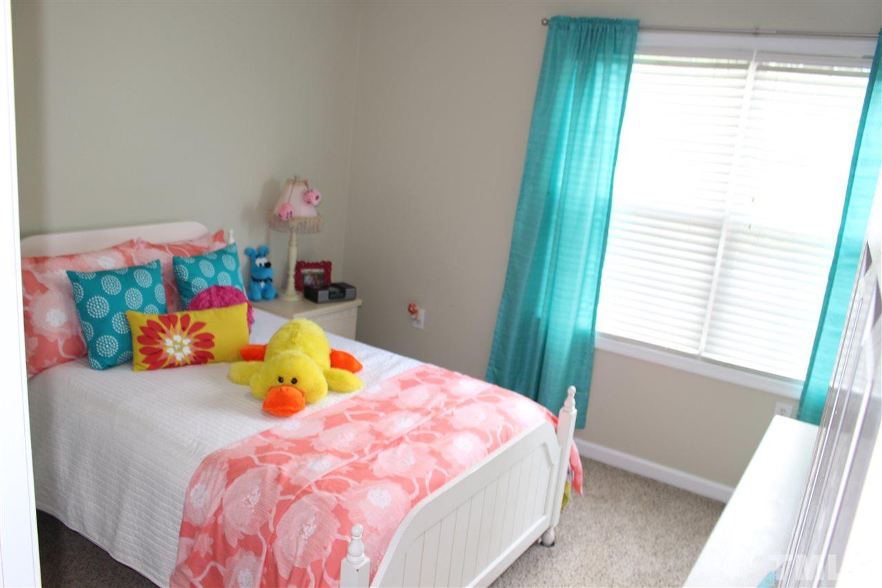 303 Inkster Cove Raleigh, NC 27603 - Photo 13 of 22