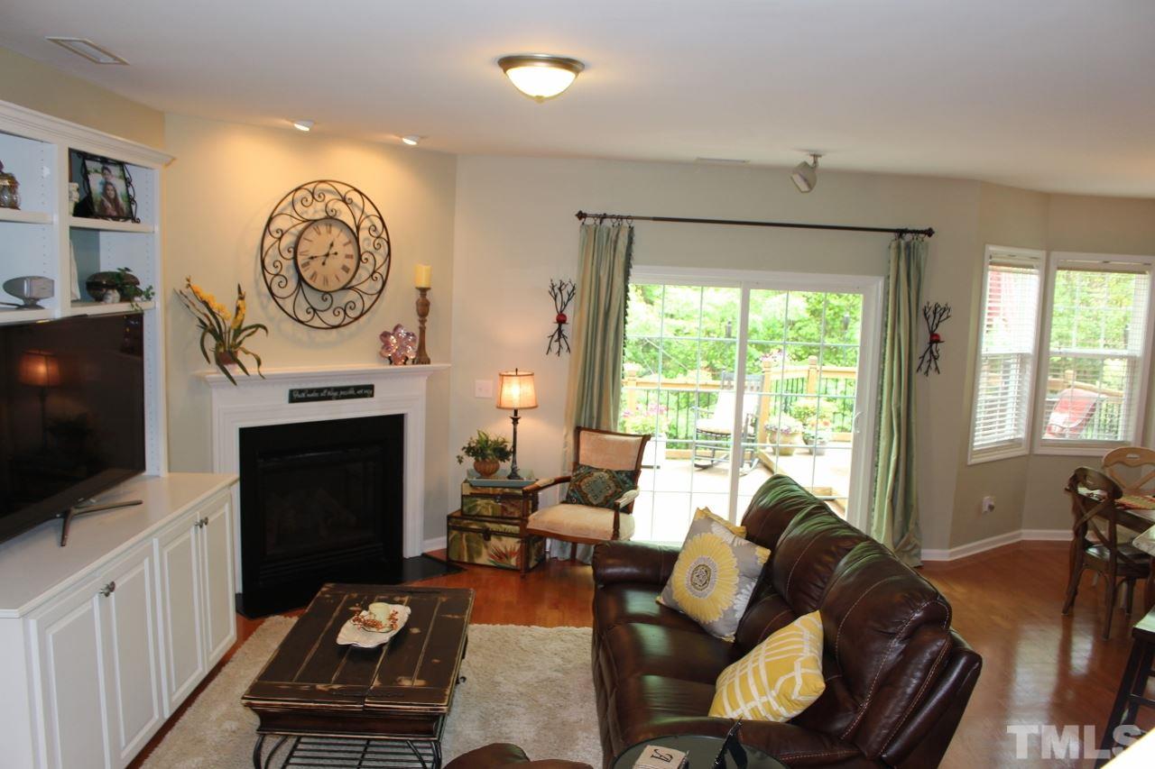 303 Inkster Cove Raleigh, NC 27603 - Photo 4 of 22