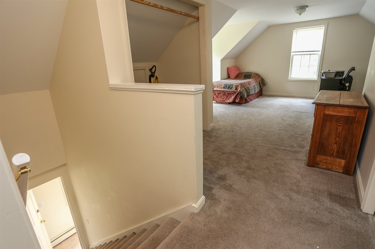 58 Lane Road Raymond, NH 03077 - Photo 19 of 25 Gallery Image 19
