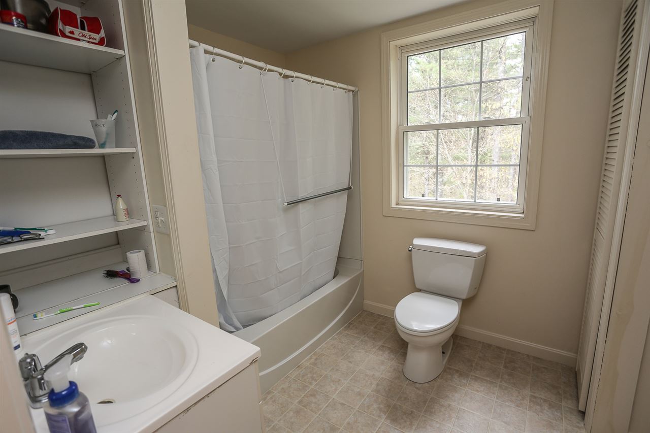 58 Lane Road Raymond, NH 03077 - Photo 20 of 25 Gallery Image 20
