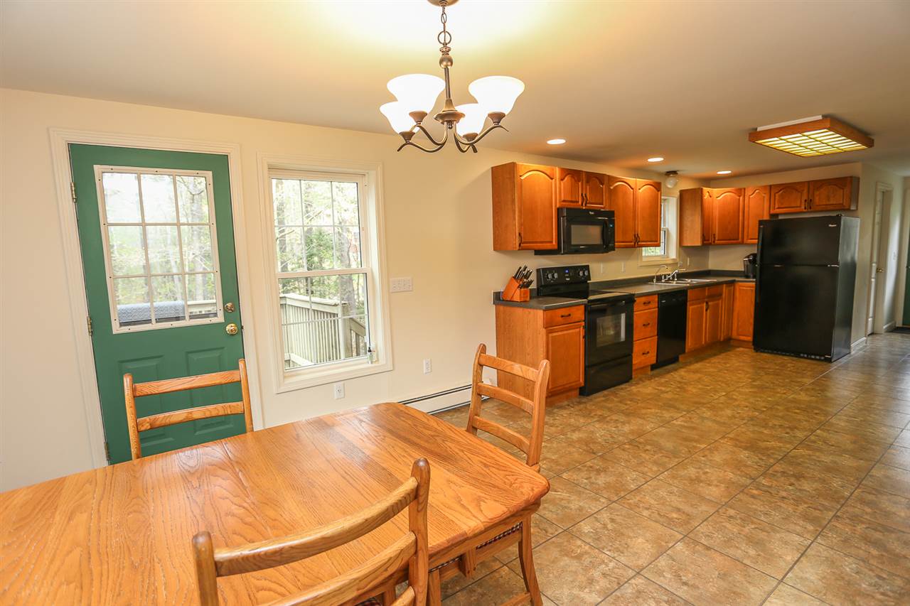 58 Lane Road Raymond, NH 03077 - Photo 5 of 25 Gallery Image 5