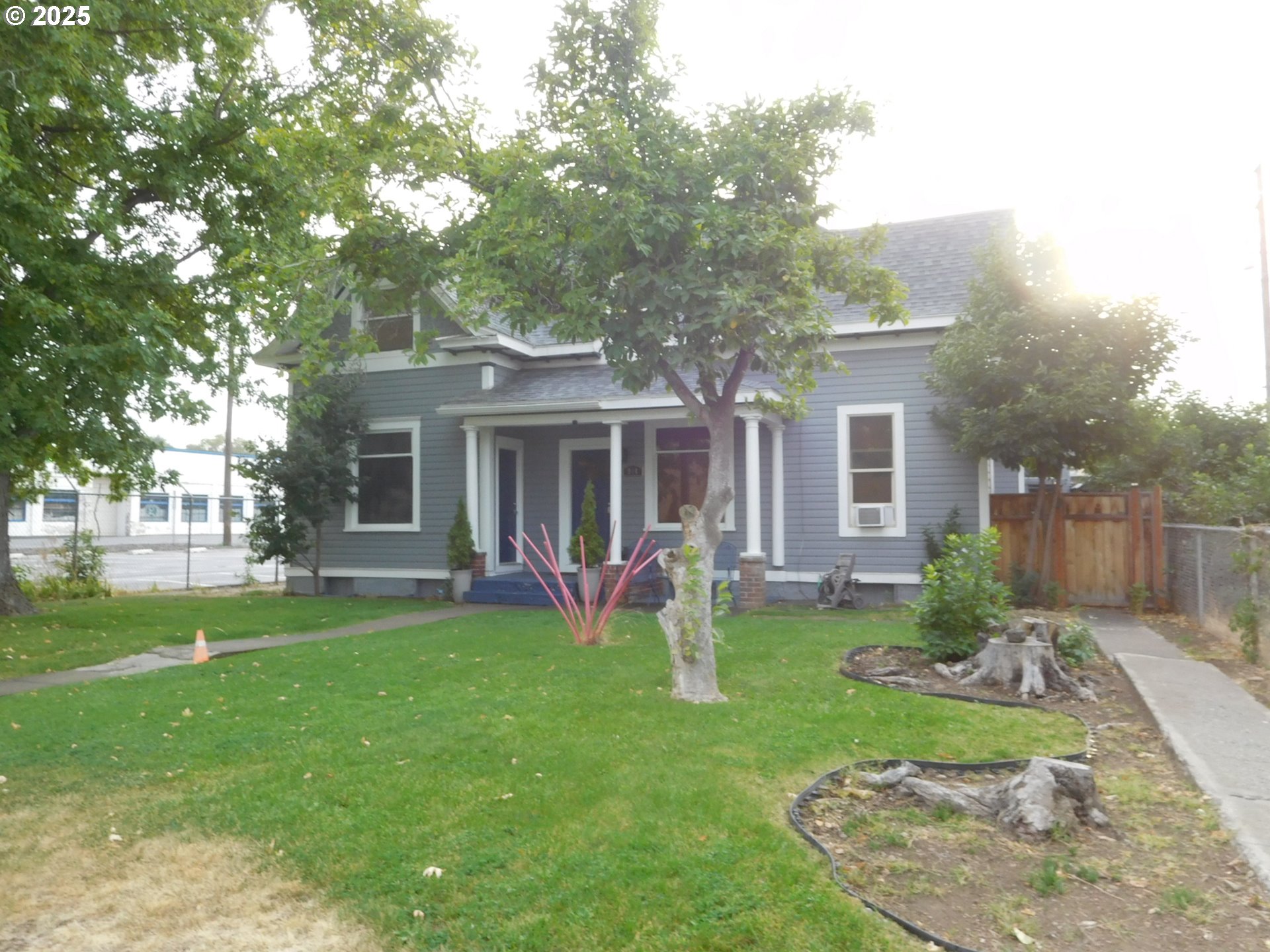 914 South Mill Street Milton Freewater, OR 97862 - Photo 2 of 10