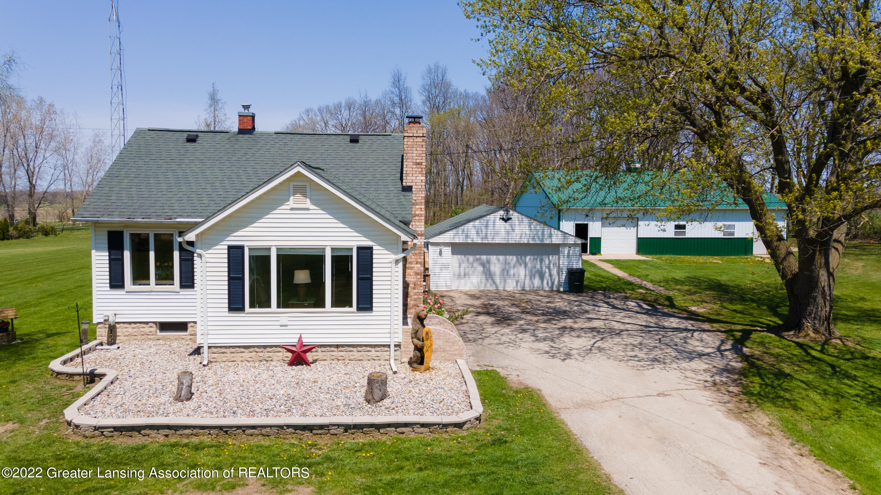 11269 East Prior Road Gaines, MI 48436 - Photo 2 of 62 11269_E_Prior_JEFF-39