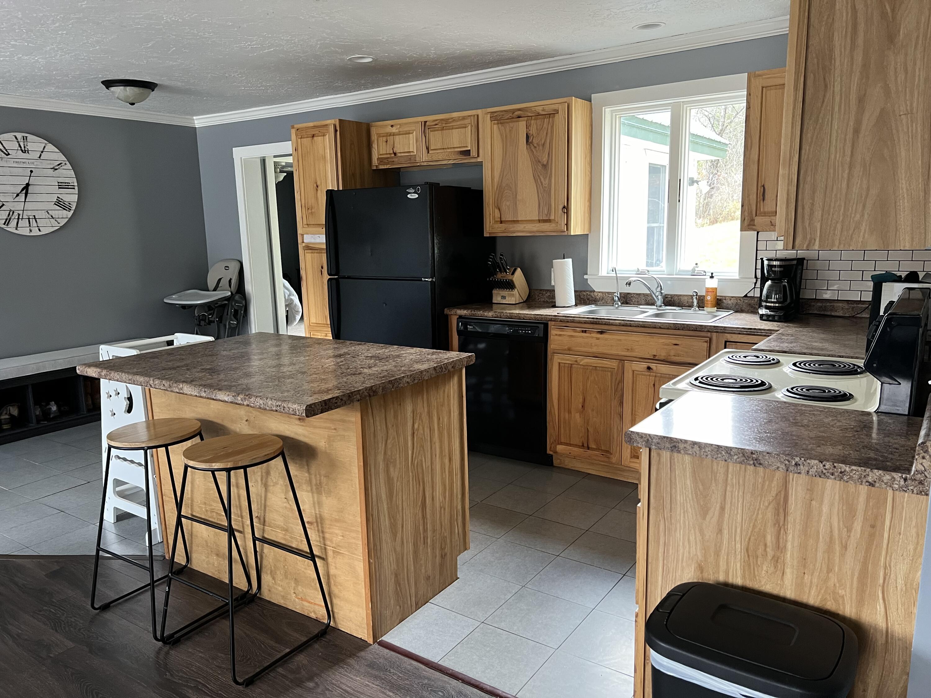 590 Oakland Road Belgrade, ME 04917 - Photo 12 of 46 590 Oakland Rd