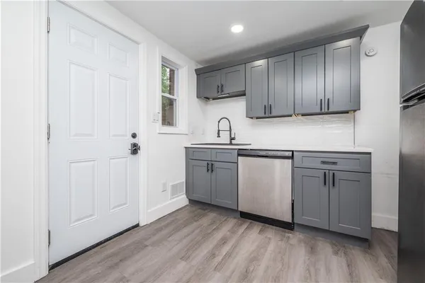 $125,000 | 3906 Meadowbrook Boulevard, Pittsburgh, PA 15227