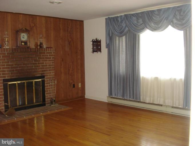 4518 Foxtail Road Hampstead, MD 21074 - Photo 13 of 21 Living Room #3