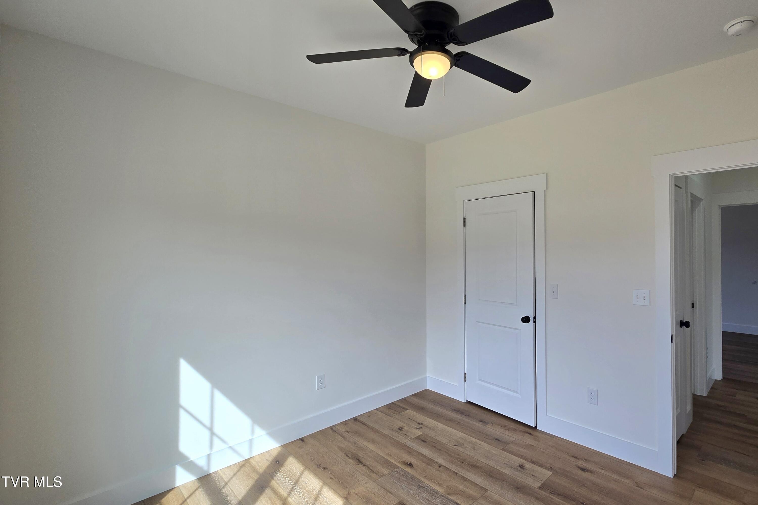 403 Walnut Street Erwin, TN 37650 - Photo 24 of 31 20250314_114322