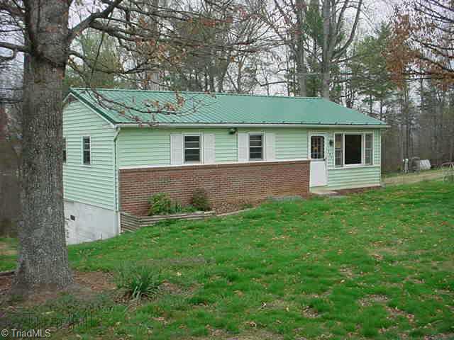 205 Smith Ridgecrest Road North Wilkesboro, NC 28659 - Photo 1 of 5 Exterior Front.