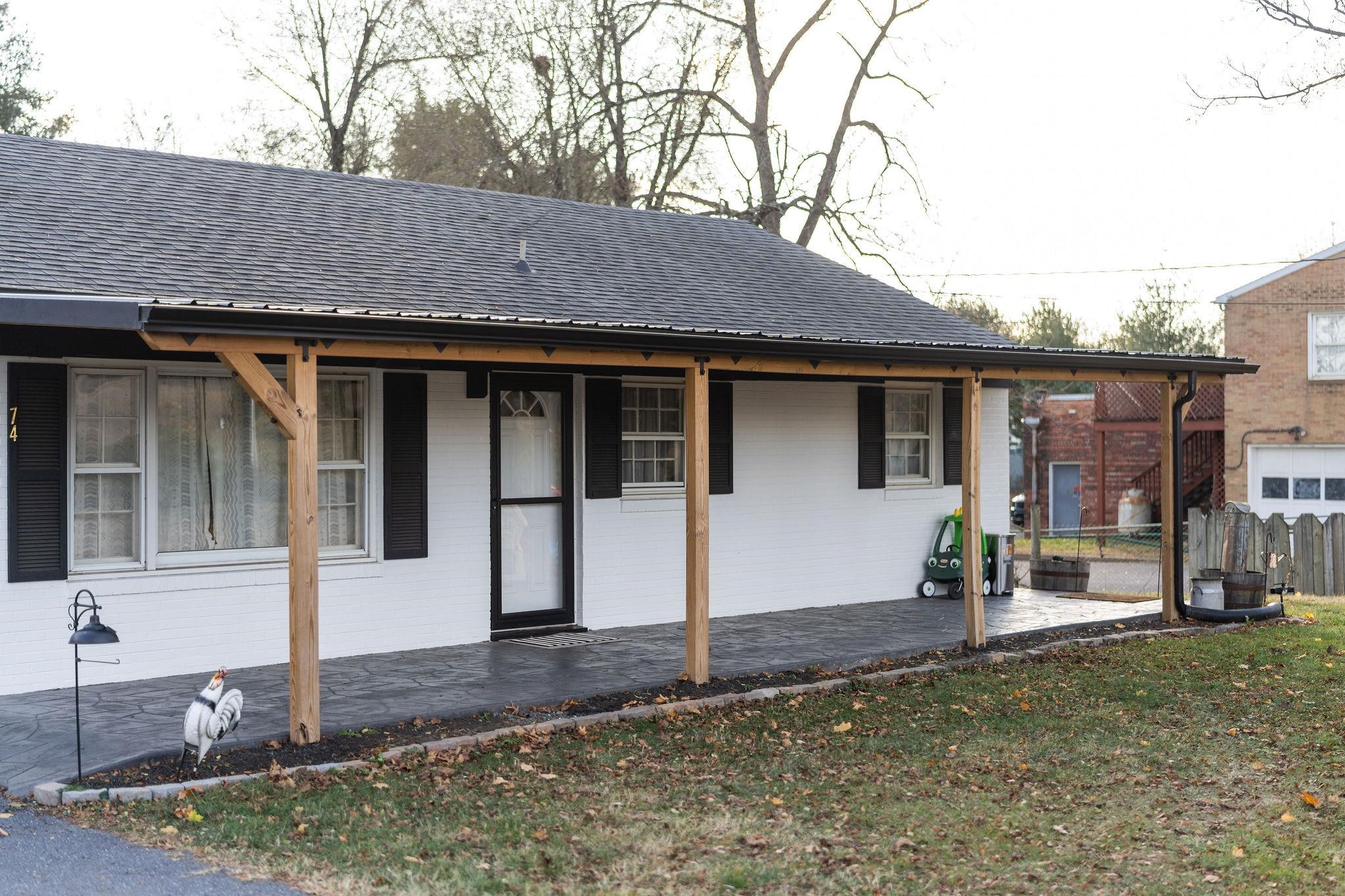 74 Parker Road Stuarts Draft, VA 24477 - Photo 3 of 38 Gallery Image 3