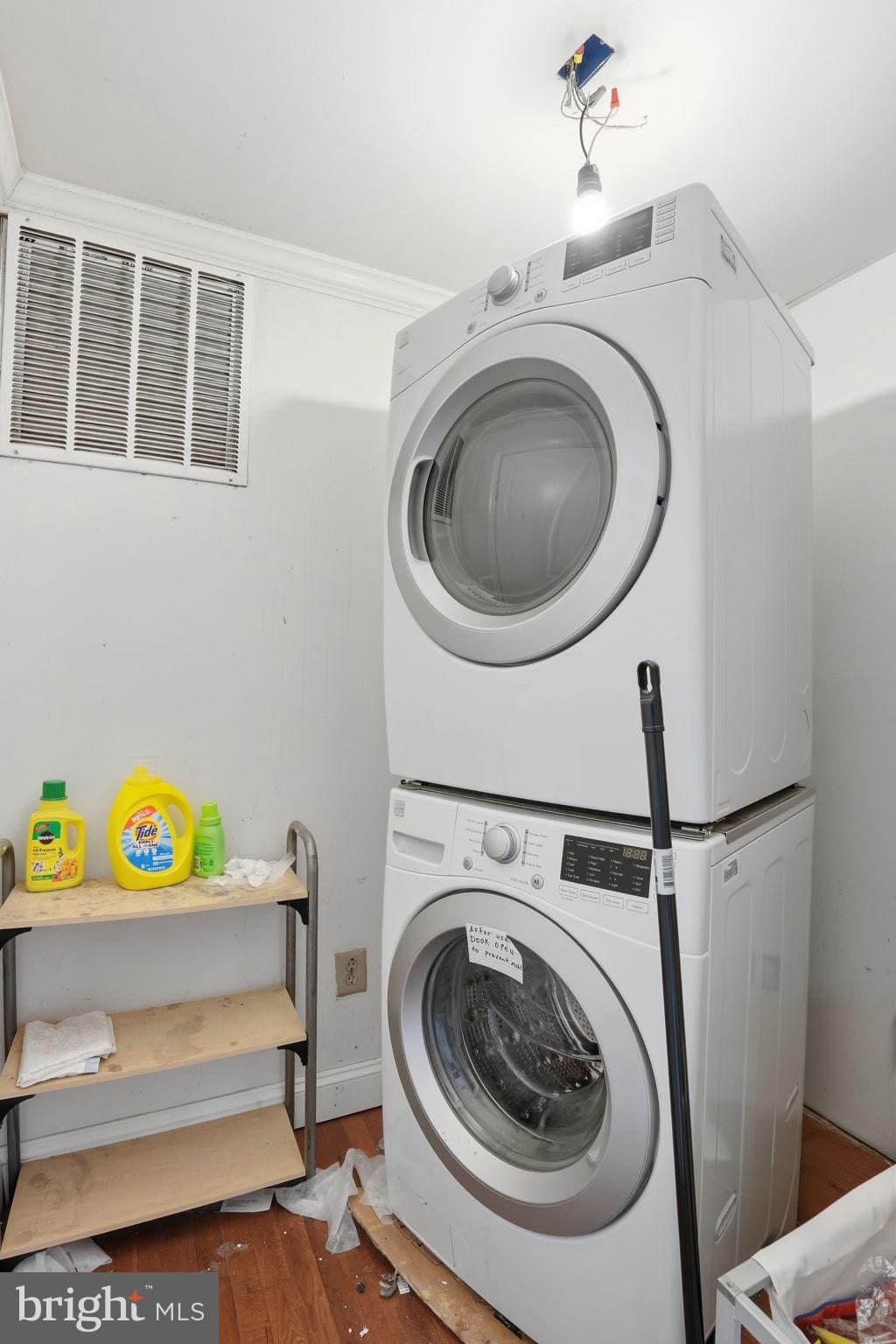 17107 Overhill Road Rockville, MD 20855 - Photo 25 of 37 a utility room with dryer and washer