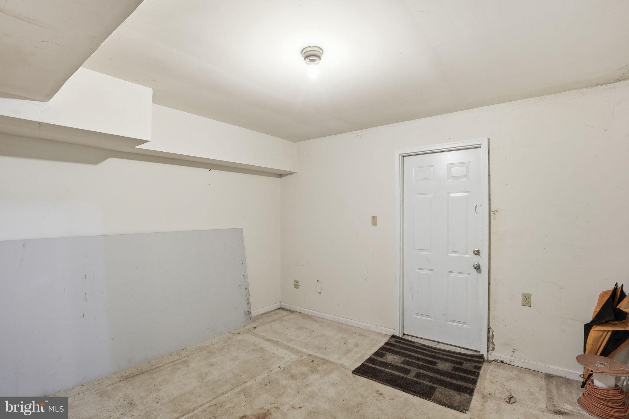 17107 Overhill Road Rockville, MD 20855 - Photo 29 of 37 a view of room