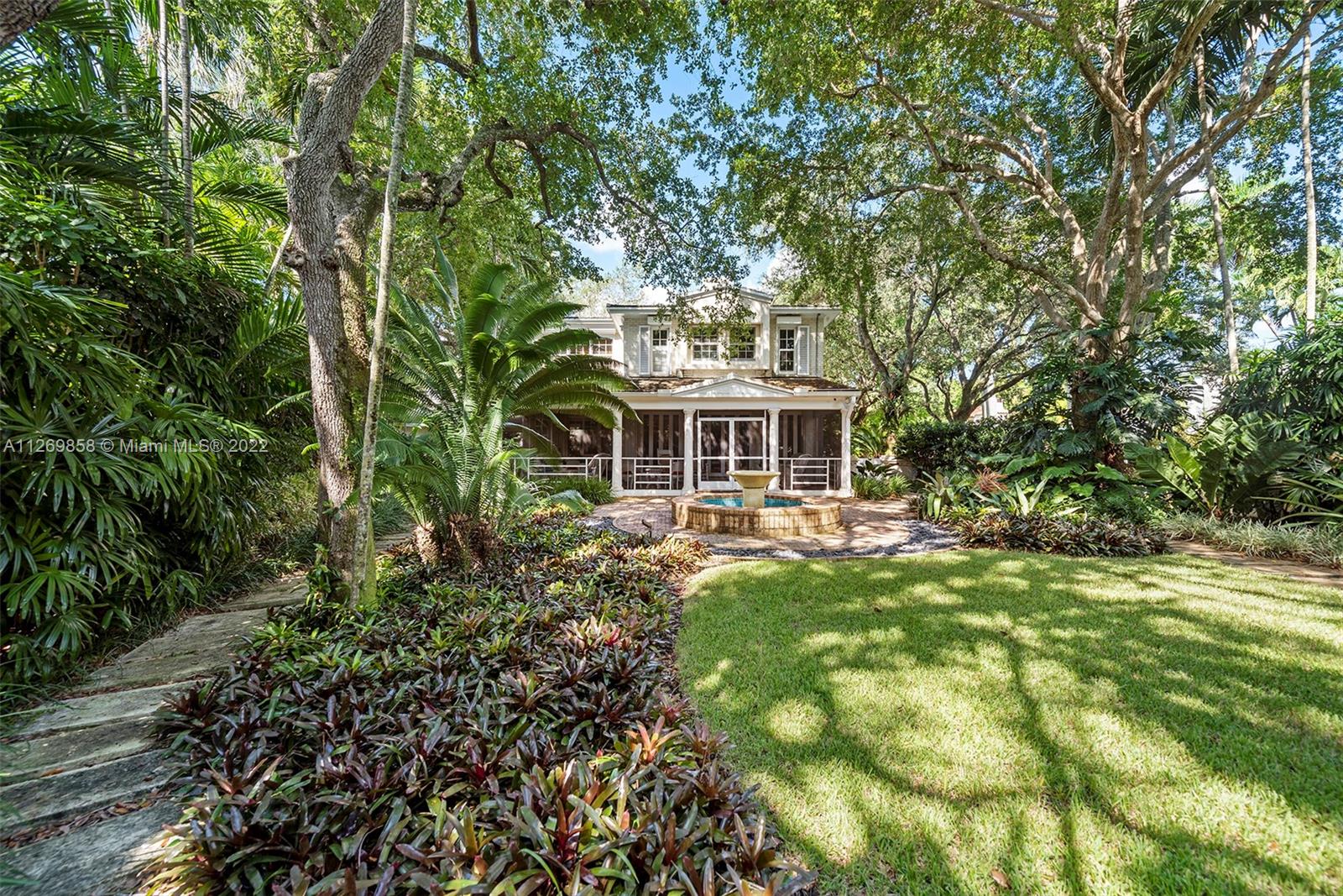 224 Ridgewood Road Coral Gables, FL 33133 - Photo 2 of 33 Gallery Image 2