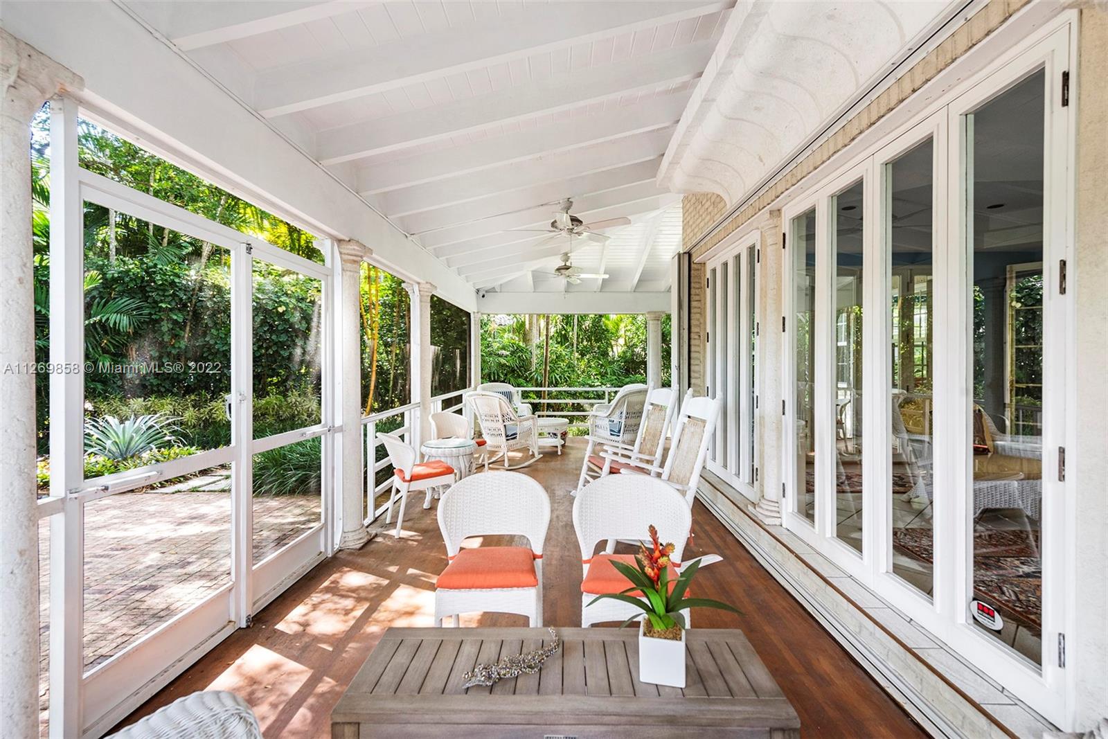224 Ridgewood Road Coral Gables, FL 33133 - Photo 3 of 33 Gallery Image 3