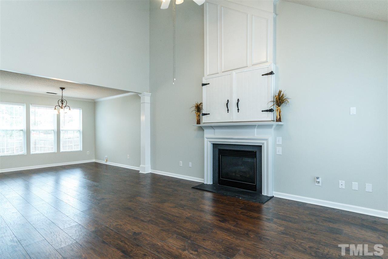4809 Castle Crest Court Raleigh, NC 27616 - Photo 4 of 30 Gallery Image 4