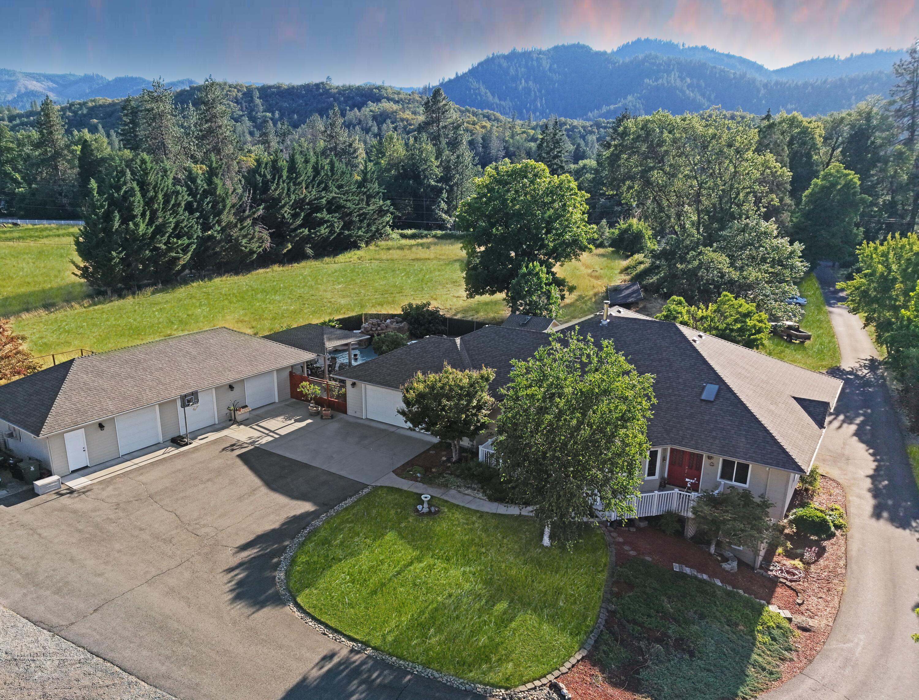 295 Foots Creek Road Gold Hill, OR 97525 - Photo 1 of 33