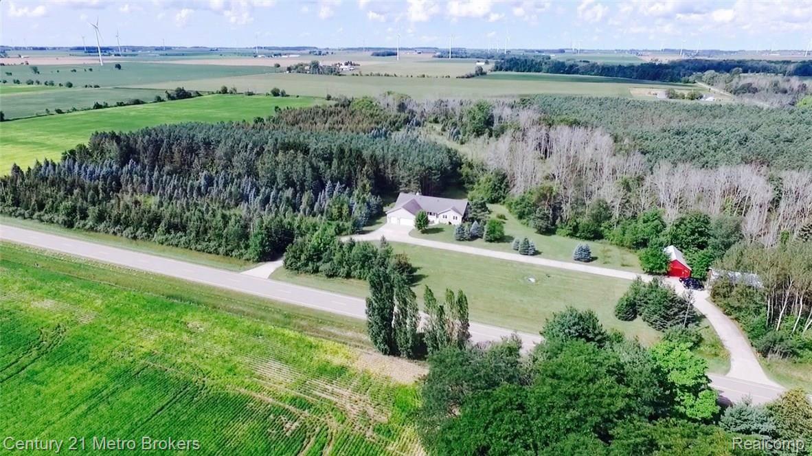 7431 Maple Grove Road Palms, MI 48465 - Photo 33 of 81 Screen Shot 2017-09-05 at 6.22