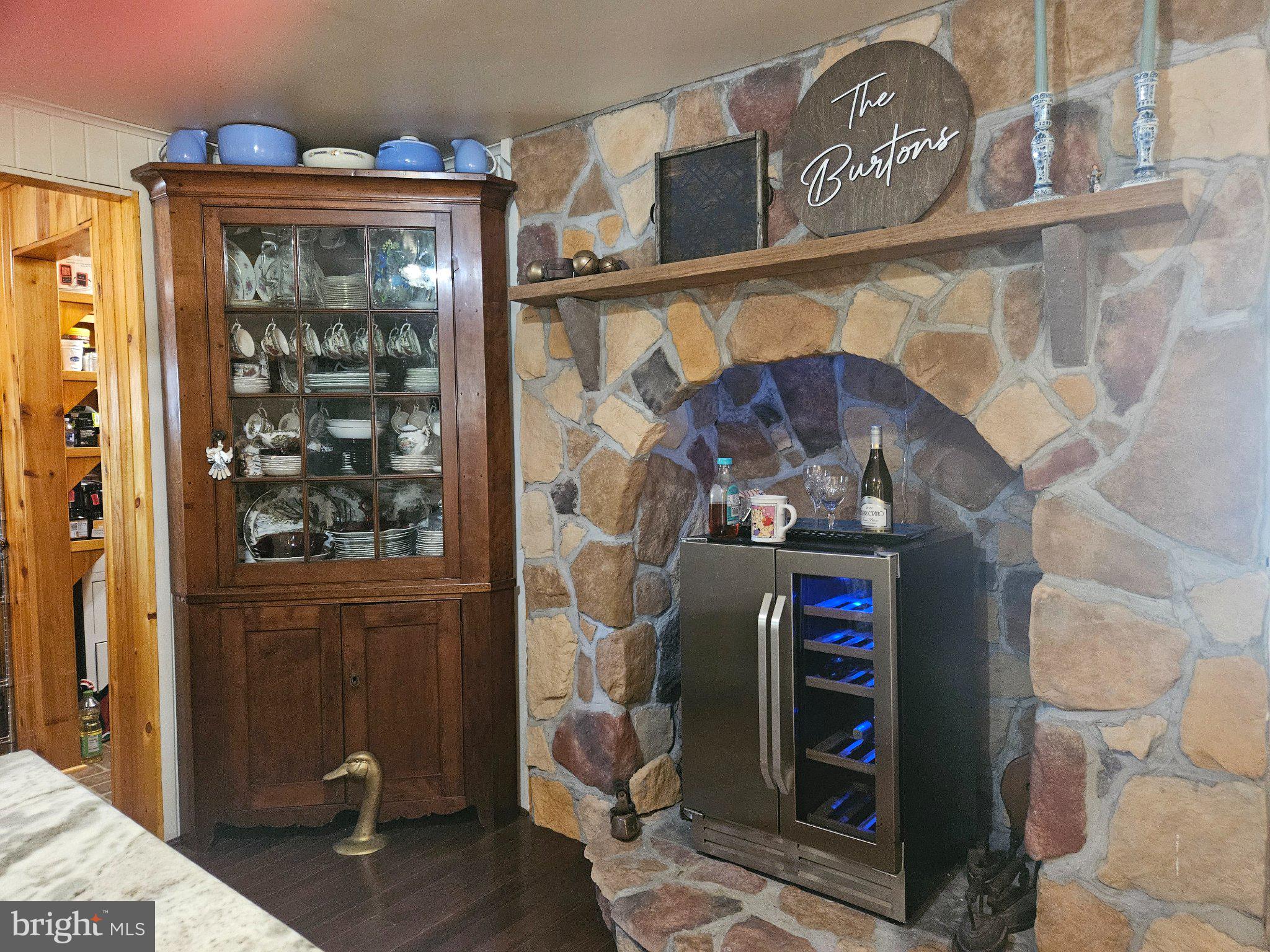 202 Central Avenue Ridgely, MD 21660 - Photo 13 of 22 Cozy stone alcove with charm.
