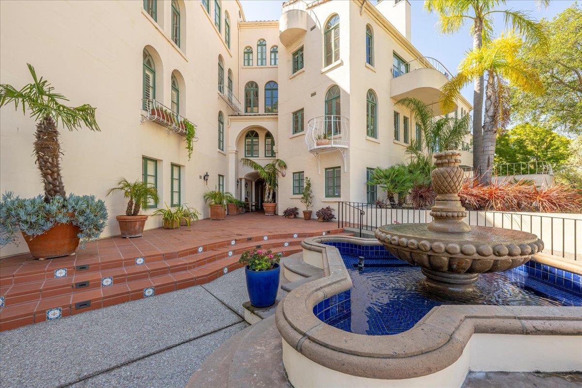 111 West 3rd Ave Unit 306