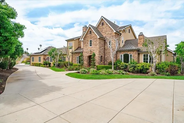 $2,450,000 | 32110 Dos Ninas, Bonsall, CA 92003