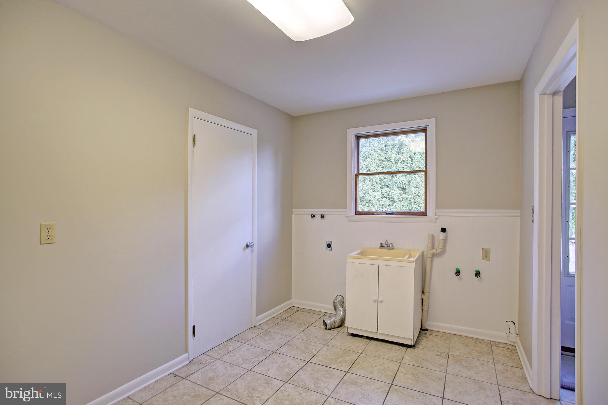 265 Alters Road Carlisle, PA 17015 - Photo 25 of 34 Gallery Image 25
