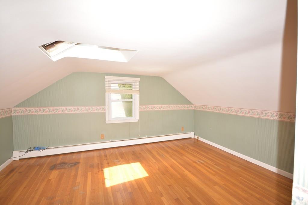 27 Sedgewick Road Fairhaven, MA 02719 - Photo 16 of 21