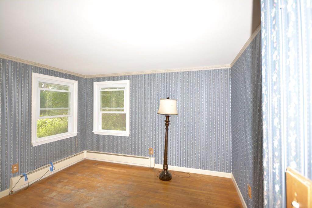 27 Sedgewick Road Fairhaven, MA 02719 - Photo 10 of 21