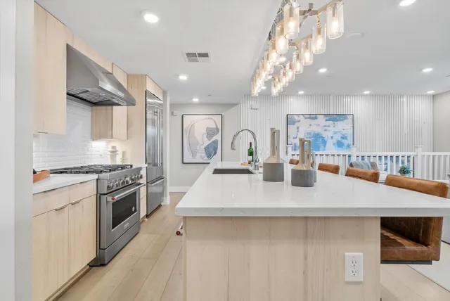 $1,299,800 | 2913 Noyce Place, Unit 217, Santa Clara, CA 95051